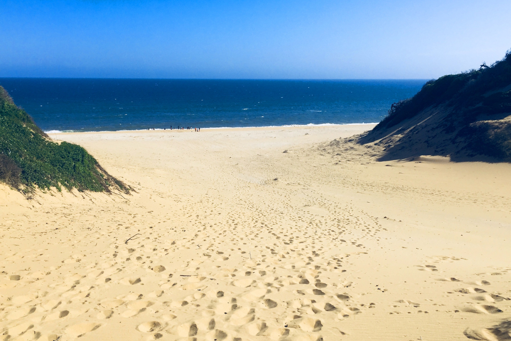 Praia de Maciene: para quem prefere aventura e sossego